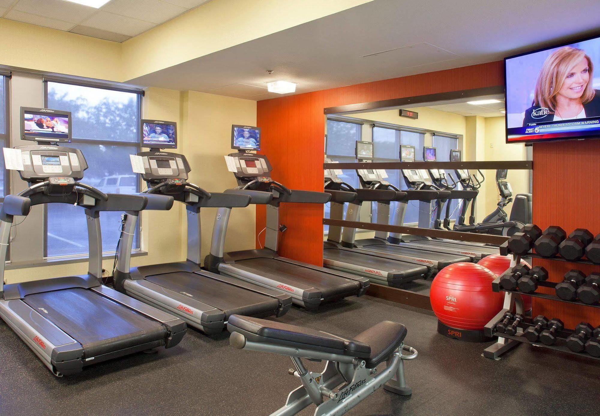 Courtyard By Marriott 4* Pueblo